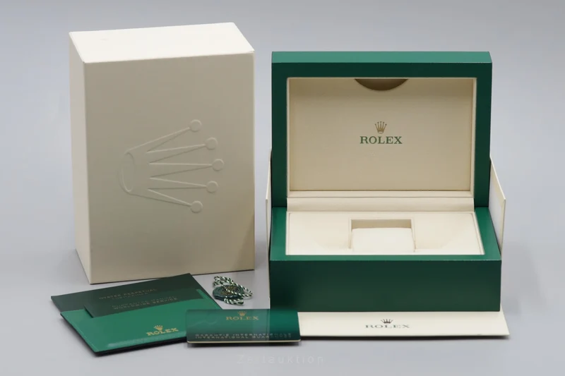 Rolex Submariner steel automatic men's watch 124060 [2204286]
