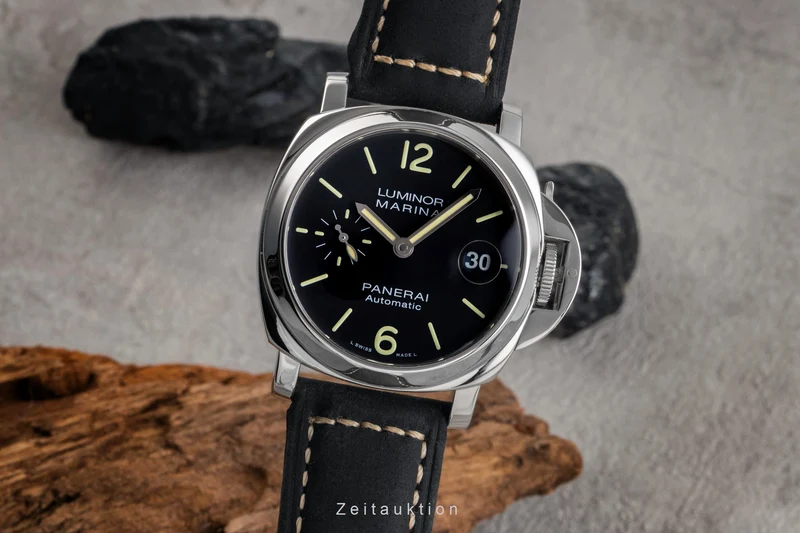 Panerai Luminor Marina steel automatic men's watch PAM01048 LP: 7900EUR [2503647]