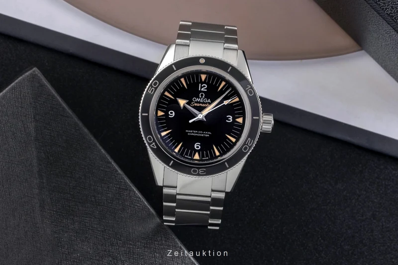 Omega Speedmaster steel automatic men's watch 233.30.41.21.01.001 LP: 7700EUR [2503825]