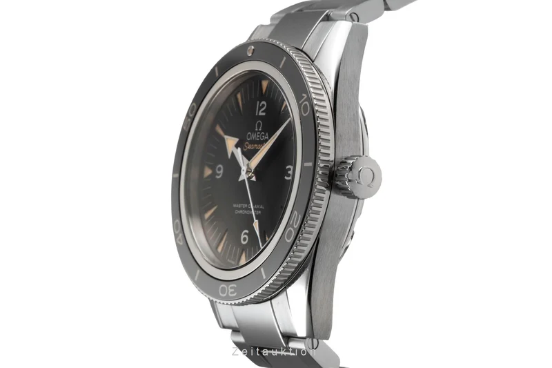 Omega Speedmaster steel automatic men's watch 233.30.41.21.01.001 LP: 7700EUR [2503825]