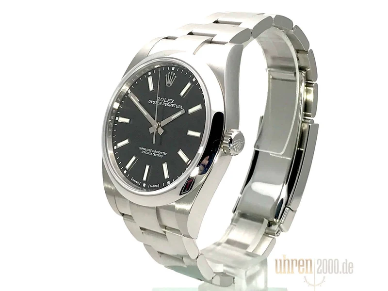 Rolex Oyster Perpetual 39 114300 Schwarz LC100 ungetragen