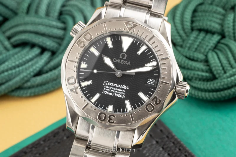 Omega Seamaster steel / white gold automatic men's watch 2236.50.00 [2305527]