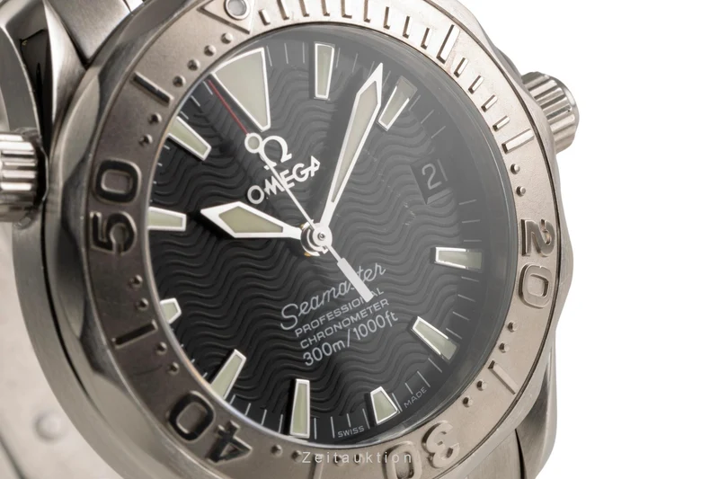 Omega Seamaster steel / white gold automatic men's watch 2236.50.00 [2305527]