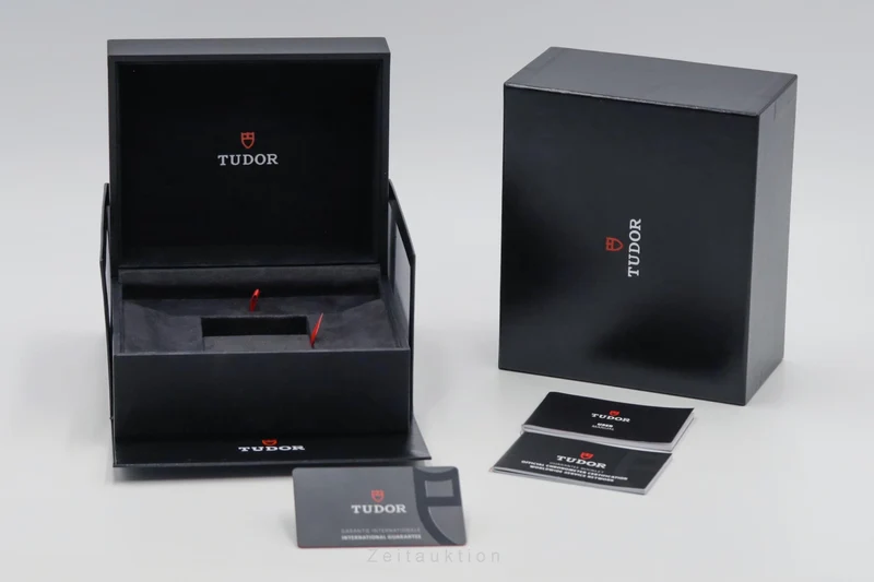 Tudor Black Bay steel automatic men's watch 79030B-0001 LP: 4150EUR [2503258]
