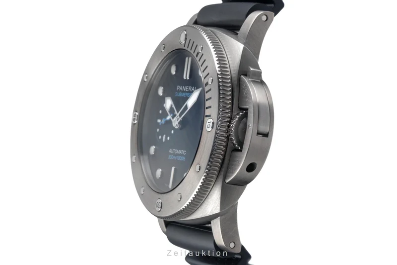 Panerai Submersible titanium automatic men's watch PAM01305 LP: 10900EUR [2503524]
