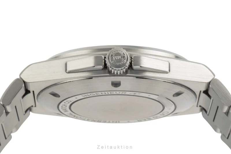 IWC Ingenieur steel automatic men's watch IW328903 LP: 12900EUR [2403234]