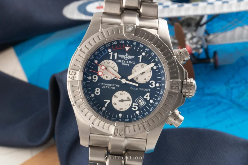 Breitling Avenger chronograph titanium quartz men's watch E73360 [2400390]