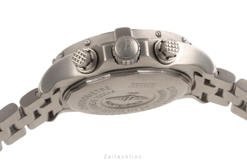 Breitling Avenger chronograph titanium quartz men's watch E73360 [2400390]