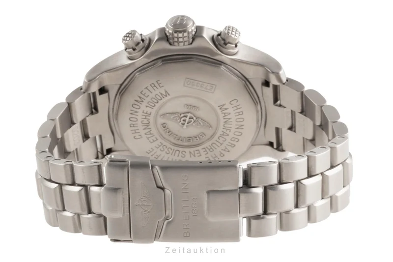 Breitling Avenger chronograph titanium quartz men's watch E73360 [2400390]