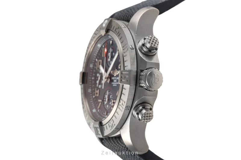 Breitling Avenger chronograph titanium automatic men's watch E1338310/M534 [2503541]
