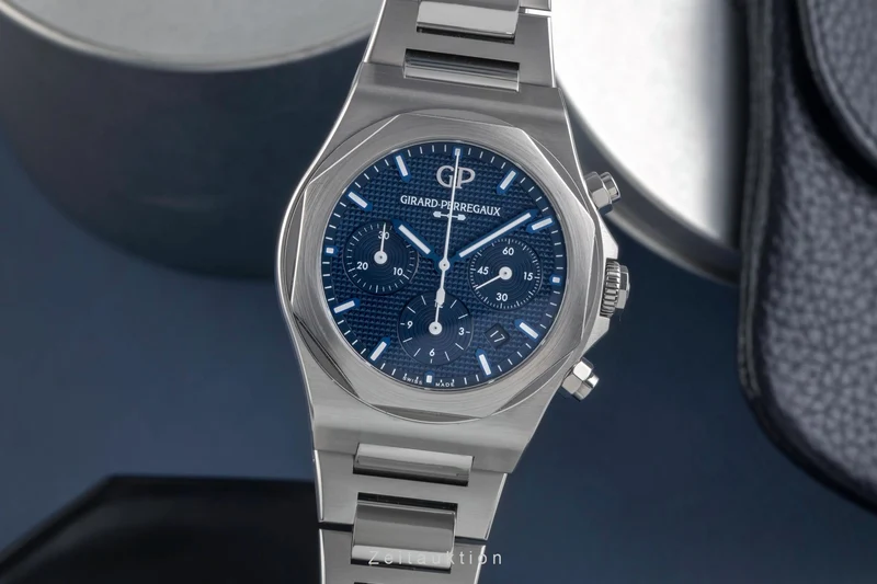 Girard Perregaux Laureato chronograph steel automatic men's watch 81020-11-431-11A LP: 19600EUR [2502939]