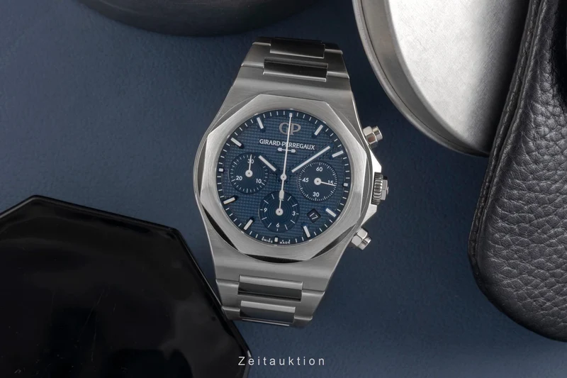 Girard Perregaux Laureato chronograph steel automatic men's watch 81020-11-431-11A LP: 19600EUR [2502939]