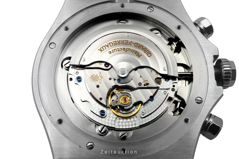 Girard Perregaux Laureato chronograph steel automatic men's watch 81020-11-431-11A LP: 19600EUR [2502939]
