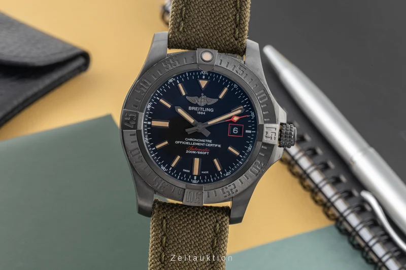 Breitling Avenger Blackbird 44 titanium automatic men's watch V1731110/BD74 LP: 4800EUR [2400003]