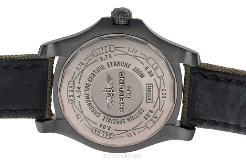 Breitling Avenger Blackbird 44 titanium automatic men's watch V1731110/BD74 LP: 4800EUR [2400003]