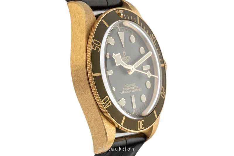 Tudor Black Bay 18 ct gold automatic men's watch 79018V LP: 17400EUR [2305702]