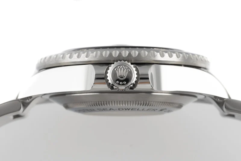 Rolex Sea-Dweller steel automatic men's watch 126600 [2202713]
