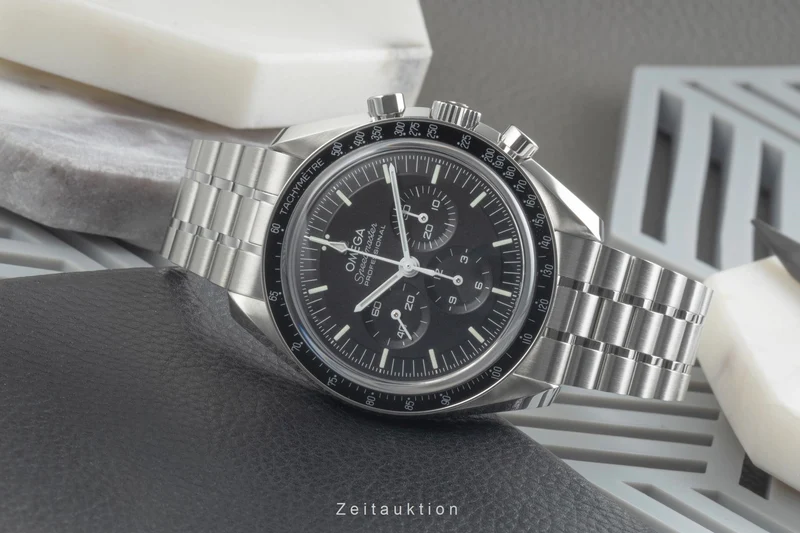 Omega Speedmaster Moonwatch chronograph steel manual winding men's watch 310.30.42.50.01.002 LP: 8700EUR [2401440]
