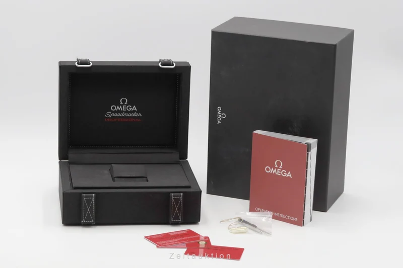 Omega Speedmaster Moonwatch chronograph steel manual winding men's watch 310.30.42.50.01.002 LP: 8700EUR [2401440]