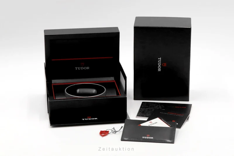Tudor Fastrider chronograph ceramic automatic men's watch 42000CR LP: 4700EUR [2304900]