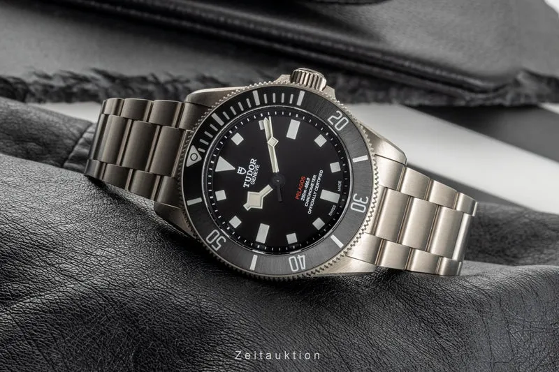Tudor Pelagos titanium automatic men's watch 25407N LP: 4610EUR [2304266]