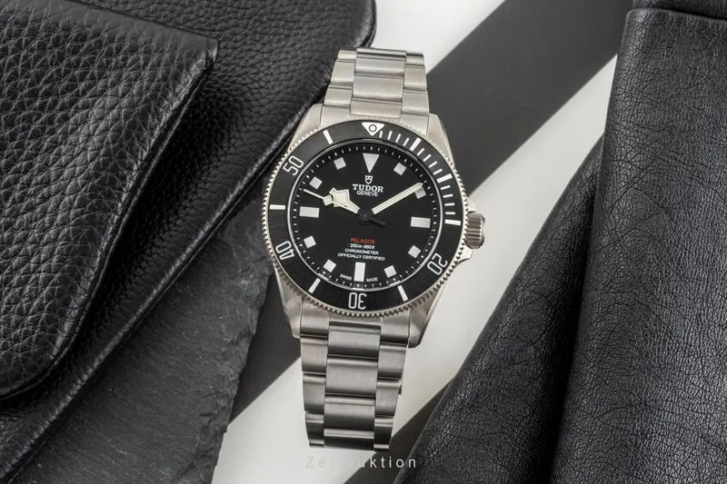 Tudor Pelagos titanium automatic men's watch 25407N LP: 4610EUR [2304266]