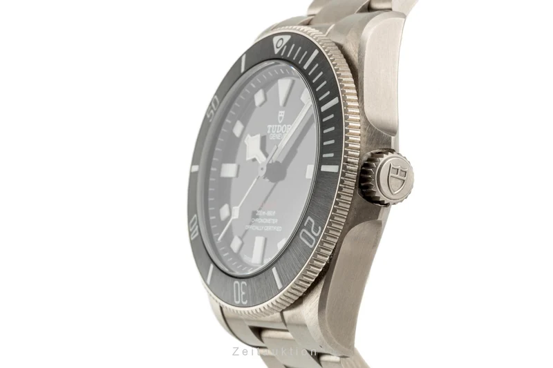 Tudor Pelagos titanium automatic men's watch 25407N LP: 4610EUR [2304266]