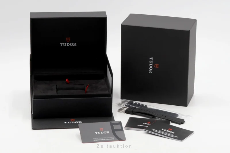Tudor Pelagos titanium automatic men's watch 25407N LP: 4610EUR [2304266]