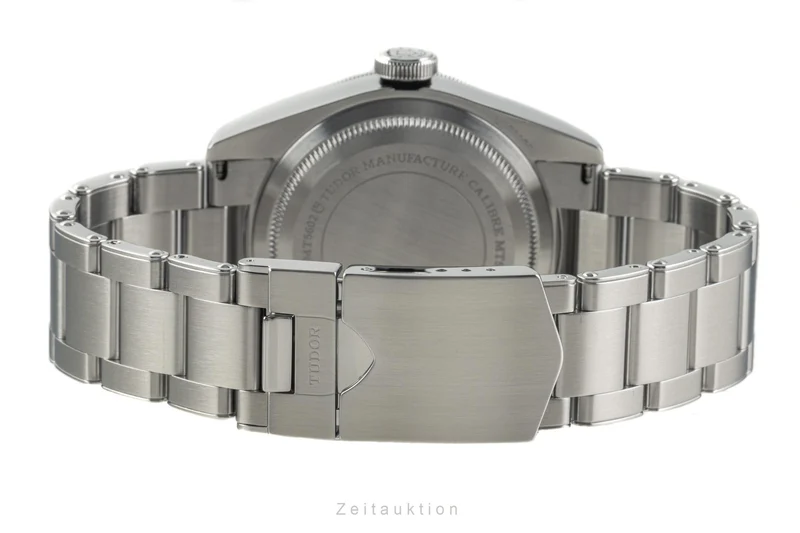 Tudor Black Bay steel automatic men's watch 79230N LP: 4030EUR [2304248]