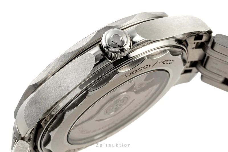 Omega Seamaster steel automatic men's watch 210.30.42.20.01.001 LP: 6500EUR [2304755]
