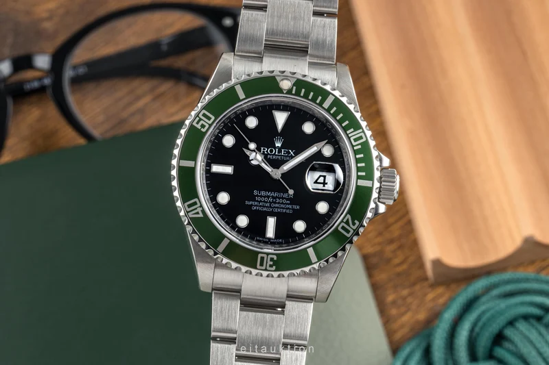 Rolex Submariner steel automatic men's watch 16610LV [2304708]