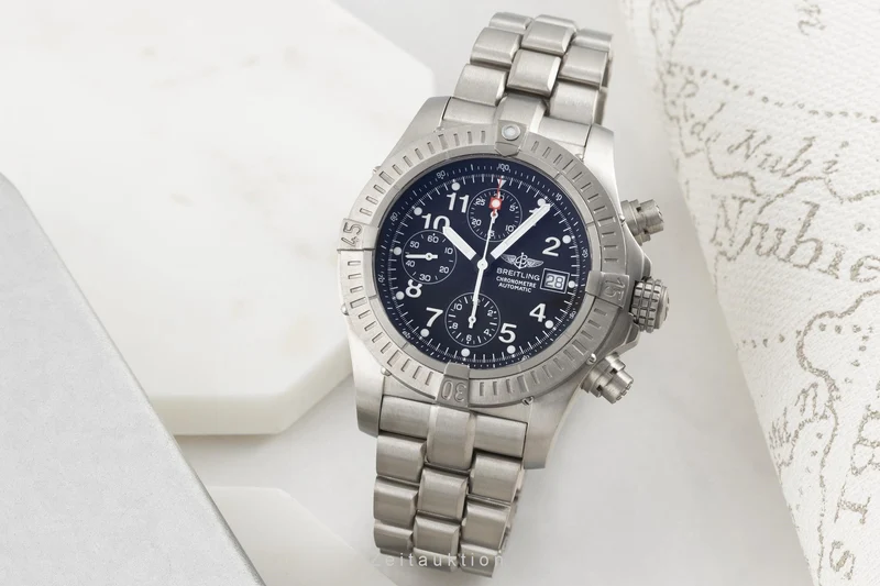 Breitling Avenger chronograph titanium automatic men's watch E13360 [2206762]