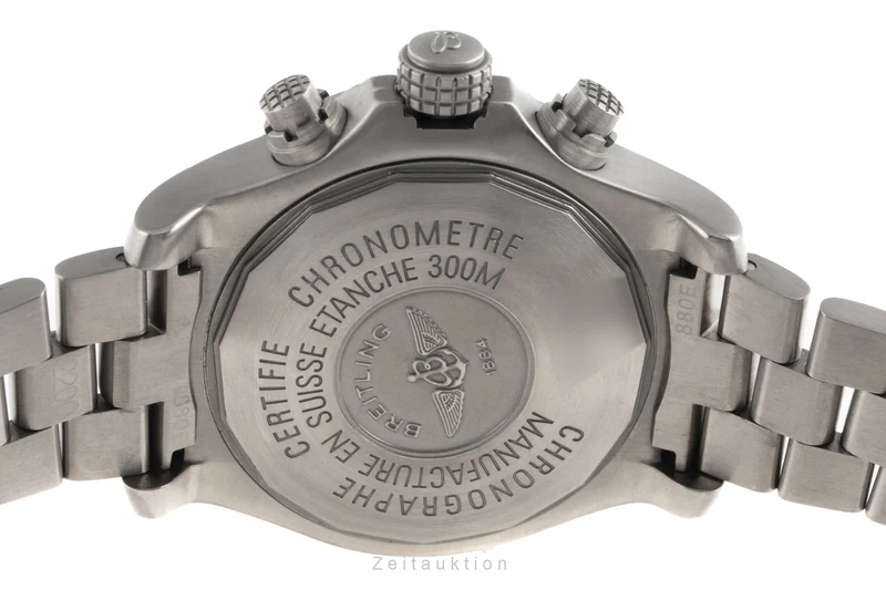 Breitling Avenger chronograph titanium automatic men's watch E13360 [2206762]