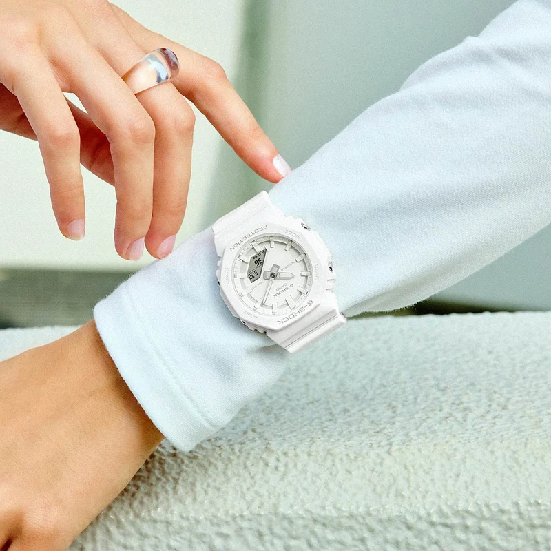 Casio G-Shock GMA-P2100-7AER