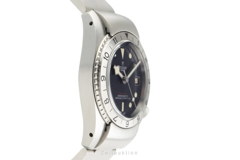 Tudor Black Bay steel automatic men's watch 70150 LP: 4250EUR [2303766]