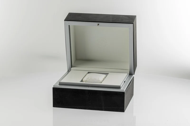 IWC Ingenieur steel automatic men's watch IW323902 LP: 12900EUR [2302537]
