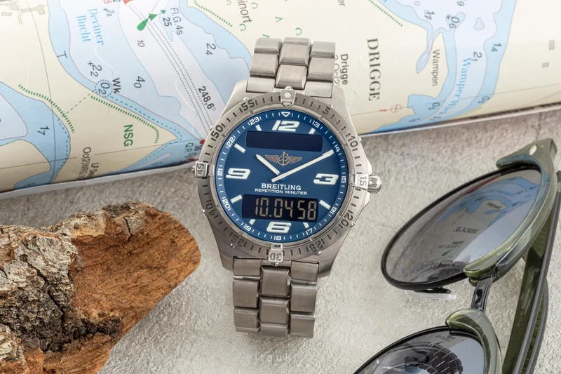 Breitling Aerospace chronograph titanium quartz men's watch E65362 LP: 5100EUR [2301177]