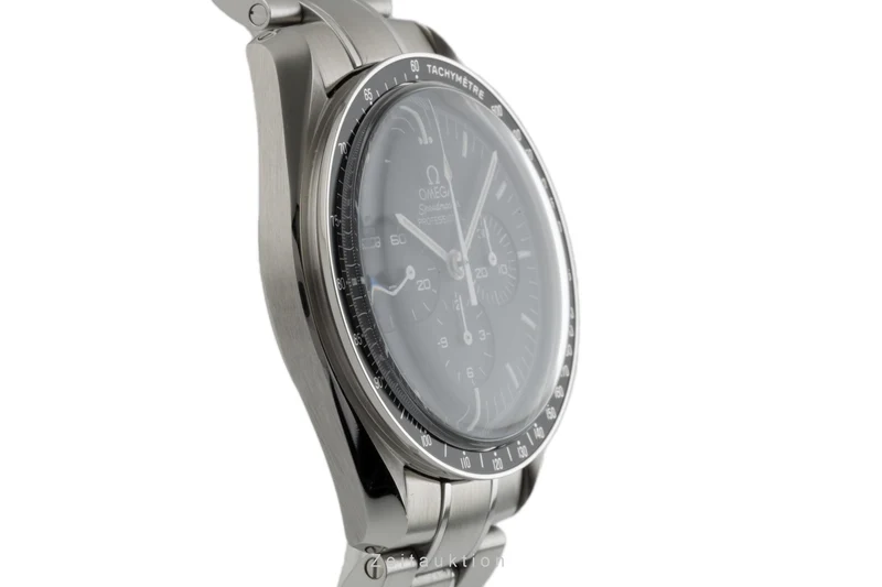 Omega Speedmaster Moonwatch chronograph steel manual winding men's watch 311.30.42.30.01.005 LP: 7600EUR [2304427]