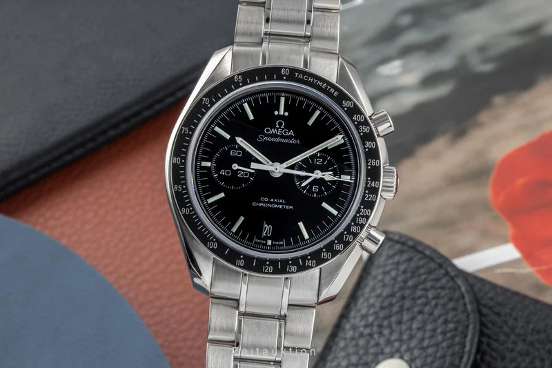 Omega Speedmaster chronograph steel automatic men's watch 311.33.44.51.01.001 LP: 10400EUR [2304404]