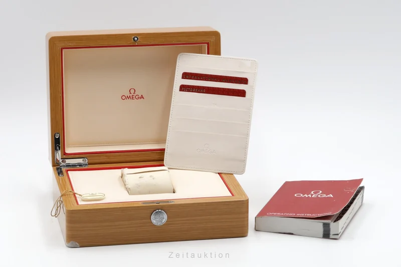 Omega Speedmaster chronograph steel automatic men's watch 311.33.44.51.01.001 LP: 10400EUR [2304404]