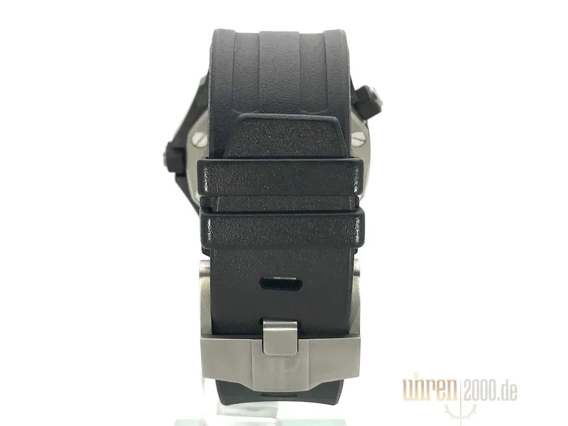 Audemars Piguet Royal Oak Offshore Diver Carbon 15706AU.OO.A002CA.01 aus 2012