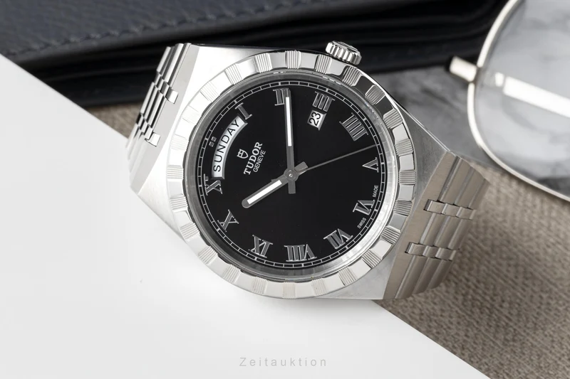 Tudor Royal steel automatic men's watch 28600 LP: 2420EUR [2302402]
