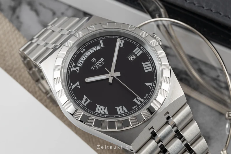 Tudor Royal steel automatic men's watch 28600 LP: 2420EUR [2302402]