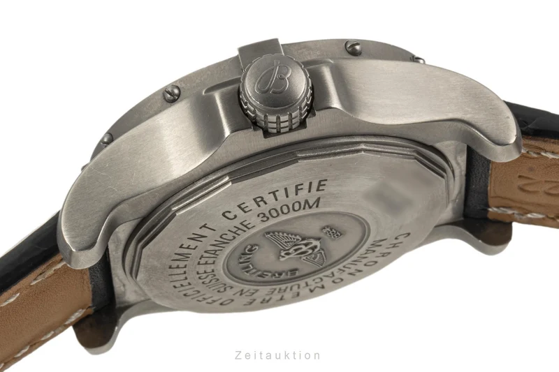 Breitling Avenger Seawolf titanium automatic men's watch E17370 LP: 4950EUR [2303459]