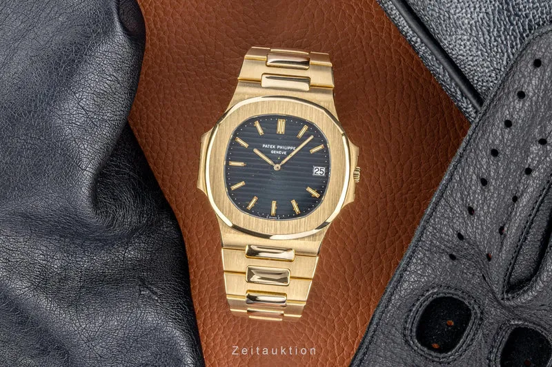 Patek Philippe Nautilus 18 ct gold automatic men's watch 3700/11J [2300998]