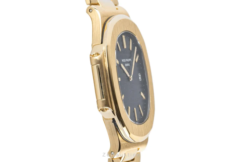 Patek Philippe Nautilus 18 ct gold automatic men's watch 3700/11J [2300998]