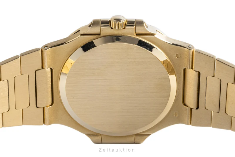 Patek Philippe Nautilus 18 ct gold automatic men's watch 3700/11J [2300998]