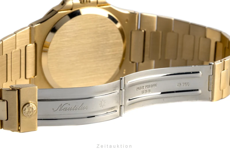 Patek Philippe Nautilus 18 ct gold automatic men's watch 3700/11J [2300998]