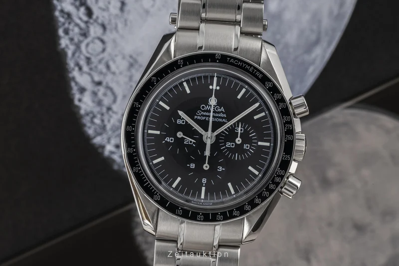 Omega Speedmaster Moonwatch chronograph steel manual winding men's watch 3570.50.00 LP: 8000EUR [2300845]