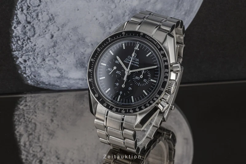 Omega Speedmaster Moonwatch chronograph steel manual winding men's watch 3570.50.00 LP: 8000EUR [2300845]